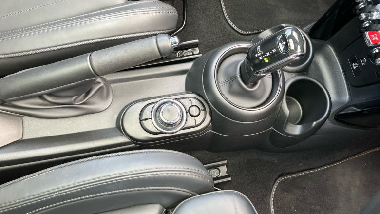 MINI Hatchback 1.5 Cooper Exclusive Premium Plus 5dr Auto Petrol Hatchback